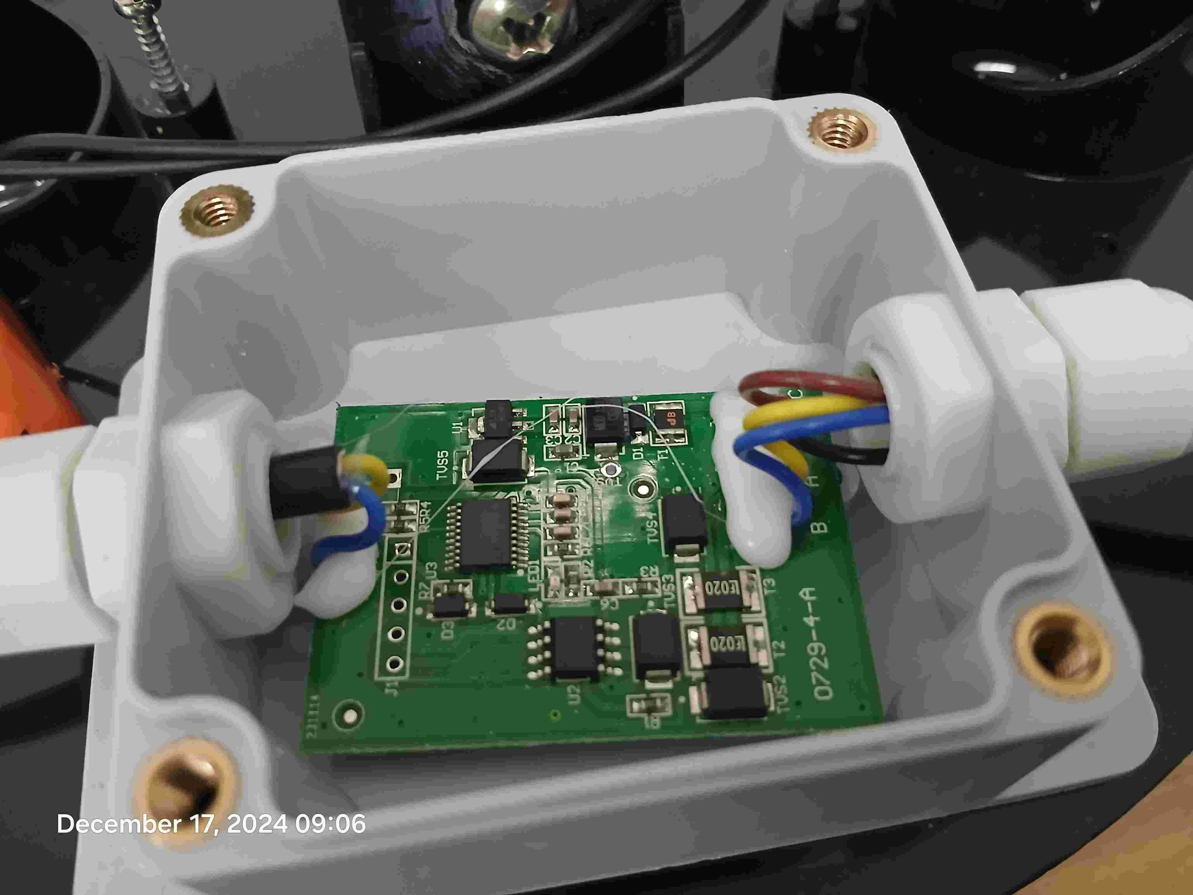 Detail gambar: 009.jpg